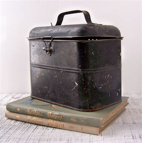 china metal lunch boxes vintage|old collectible metal lunch boxes.